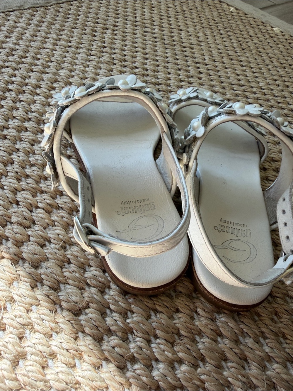 Gallucci White Floral Strap Kids Sandals size 29 - Picture 9 of 12